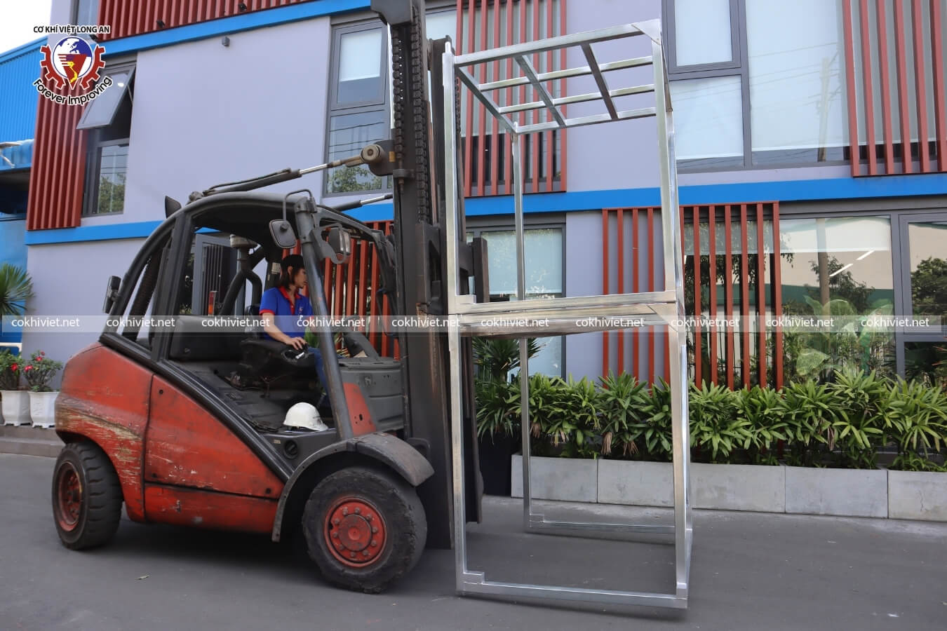 Pallet xếp chồng &uacute;p ngược