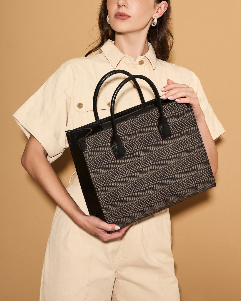 Túi xách và phong cách sống bền vững của phụ nữ hiện đại