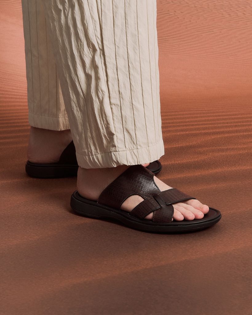 Chọn đế giày phù hợp để đi bộ nhiều mà không đau chân