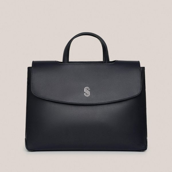 Túi Laptop Nam: Bảo Vệ Tối Ưu Và Nâng Tầm Phong Cách Công Sở