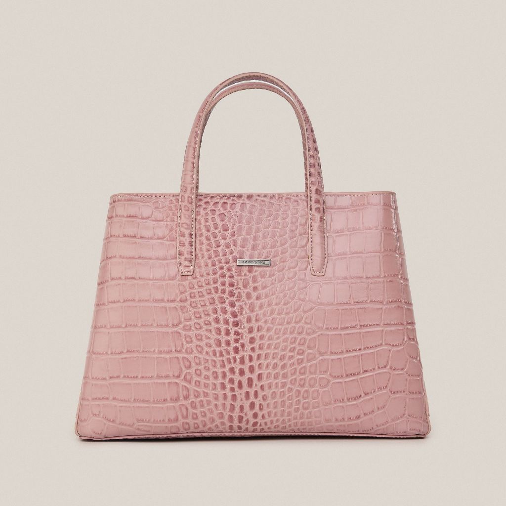 Túi Xách Da Nữ Công Sở: Mẹo Chọn Chuẩn Giúp Nàng Ghi Điểm Nơi Làm Việc