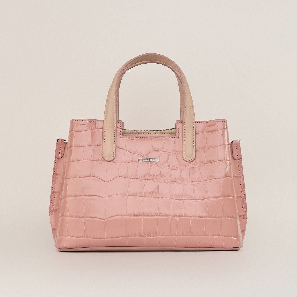 Chọn Dáng Túi Xách Theo Dáng Người – Bí Quyết Cân Bằng Tỷ Lệ Cơ Thể Cho Phái Đẹp