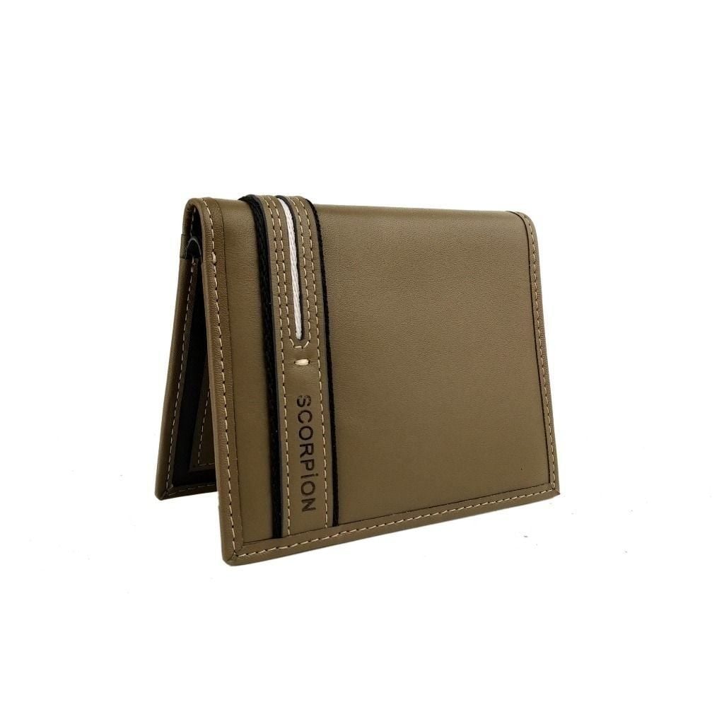 Ví Da Và Thói Quen Chi Tiêu: Nhỏ Bé Nhưng Tiết Lộ Nhiều Hơn Bạn Nghĩ