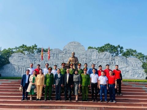 https://baomoi.com/gieo-y-thuc-an-toan-giao-thong-tu-som-trong-hoc-duong-r53901699.epi