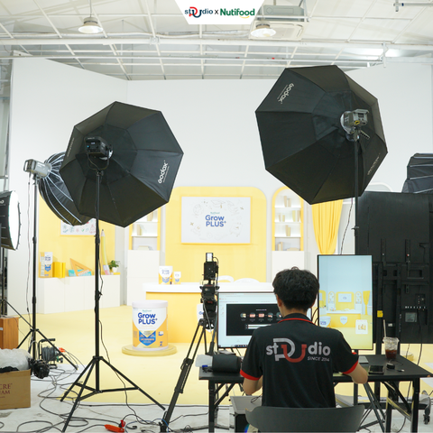 PU Studio X NutiFood Dự Án Livestream 5 Phòng Đa Nền Tảng Bùng Nổ 9.9