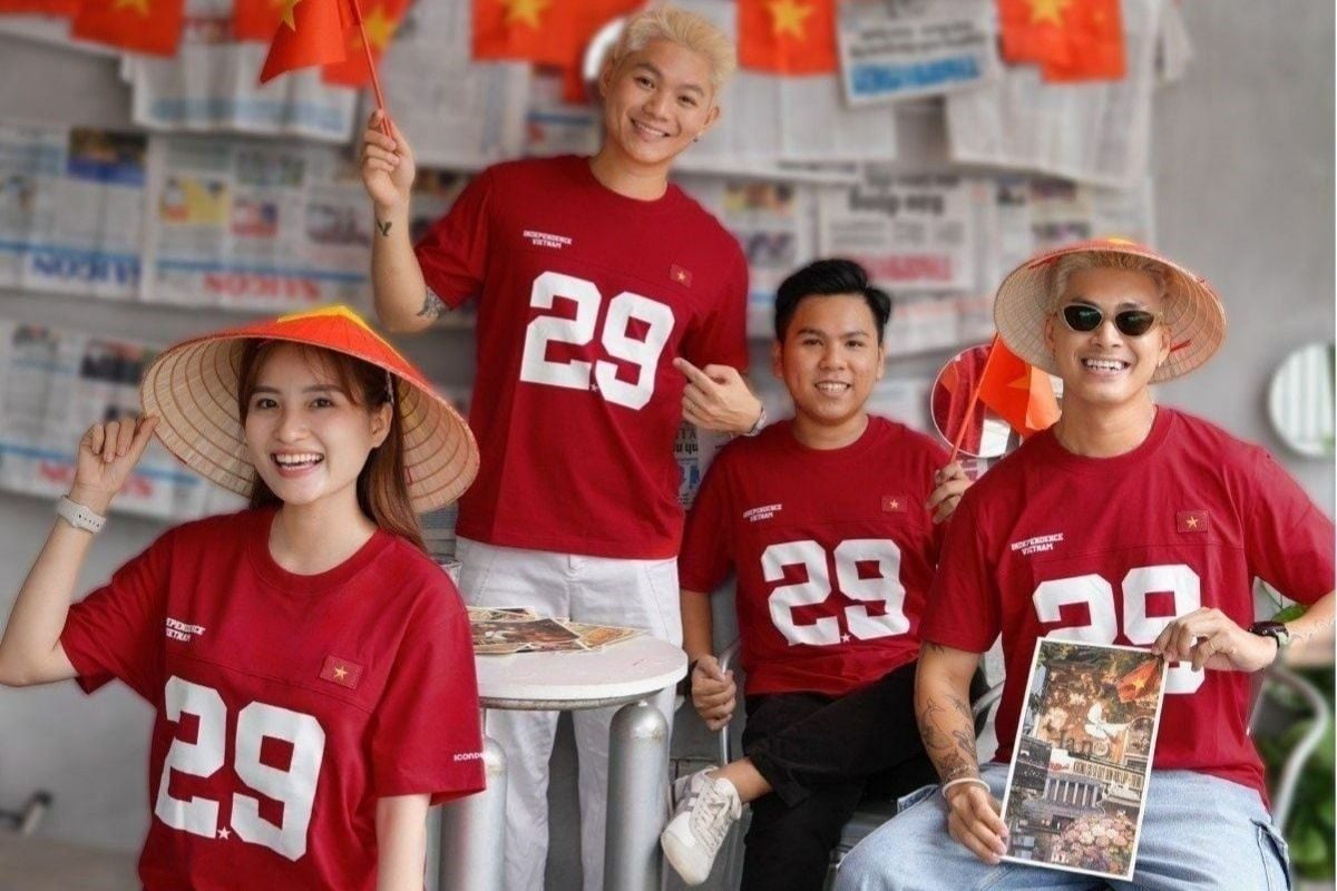 Đi chơi lễ 2/9 mặc gì? Gợi ý trang phục nam đi chơi 2/9 cực chất