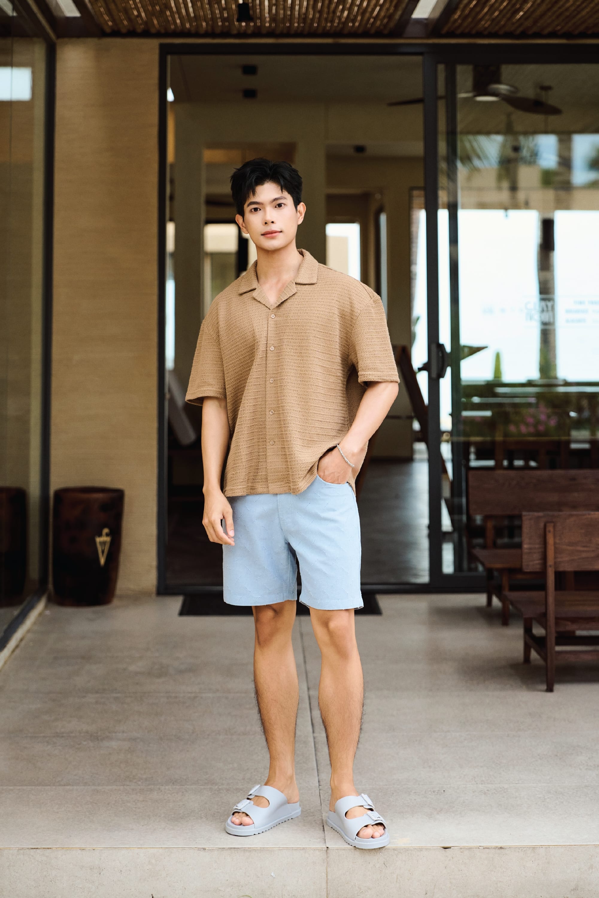 Ảnh đứng 1