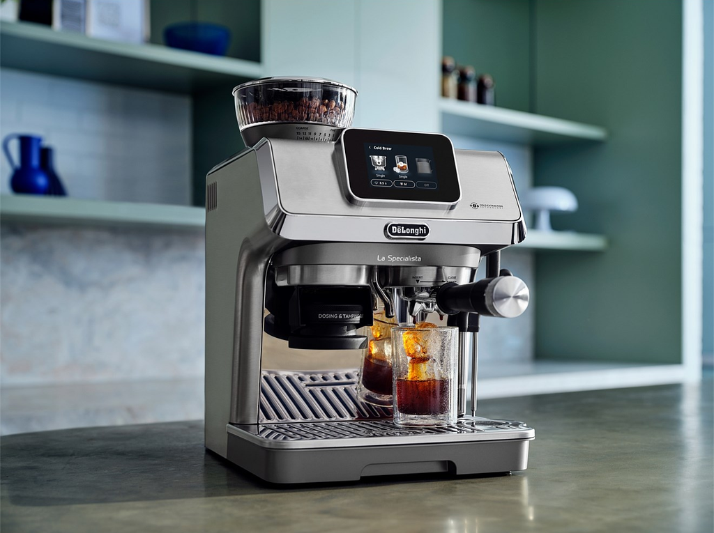 Pha mọi loại cà phê với máy pha cafe Esspresso Italia&nbsp;Delonghi EC9455 M Touch