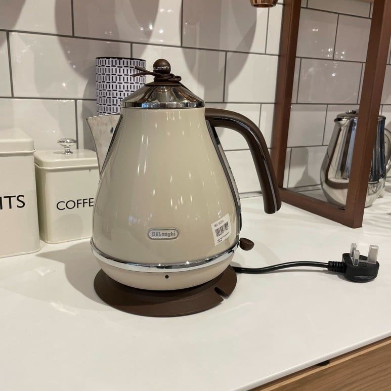 Bình đun nước pha sữa de longhi kbov2001