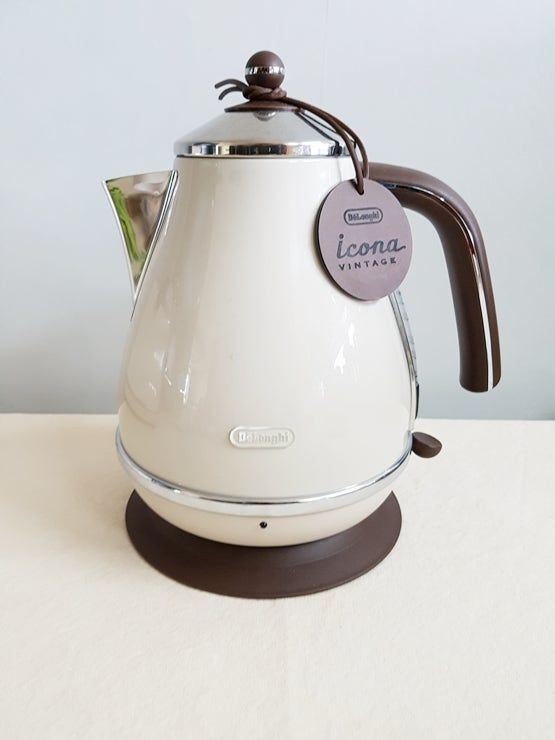 Ấm siêu tốc mini delonghi kbov 2001 electric kettle 1.7 l retro look