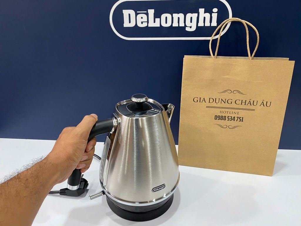 Ấm đun nước pha sữa&nbsp;Delonghi Distinta KBI2001 M