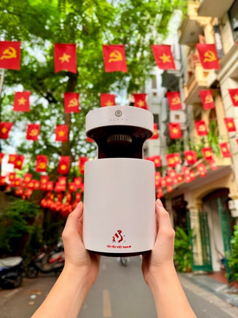 Đèn bắt muỗi sinh học ULTTY MKL