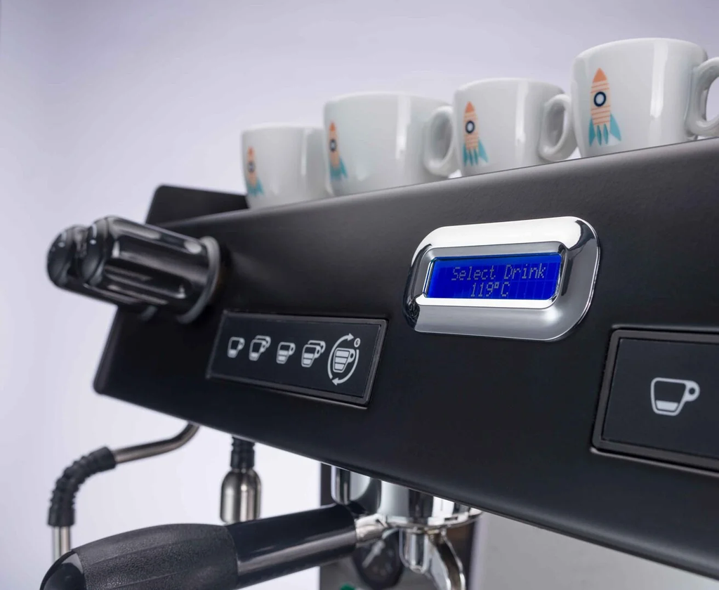 Màn hình LCD trên máy pha cà phê Capuchino Latte Espresso ... Carimali Nimble 2 group coffee machine