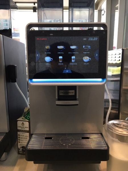 Hình ảnh thực tế máy pha cà phê ngon Dr.Coffee F2 H