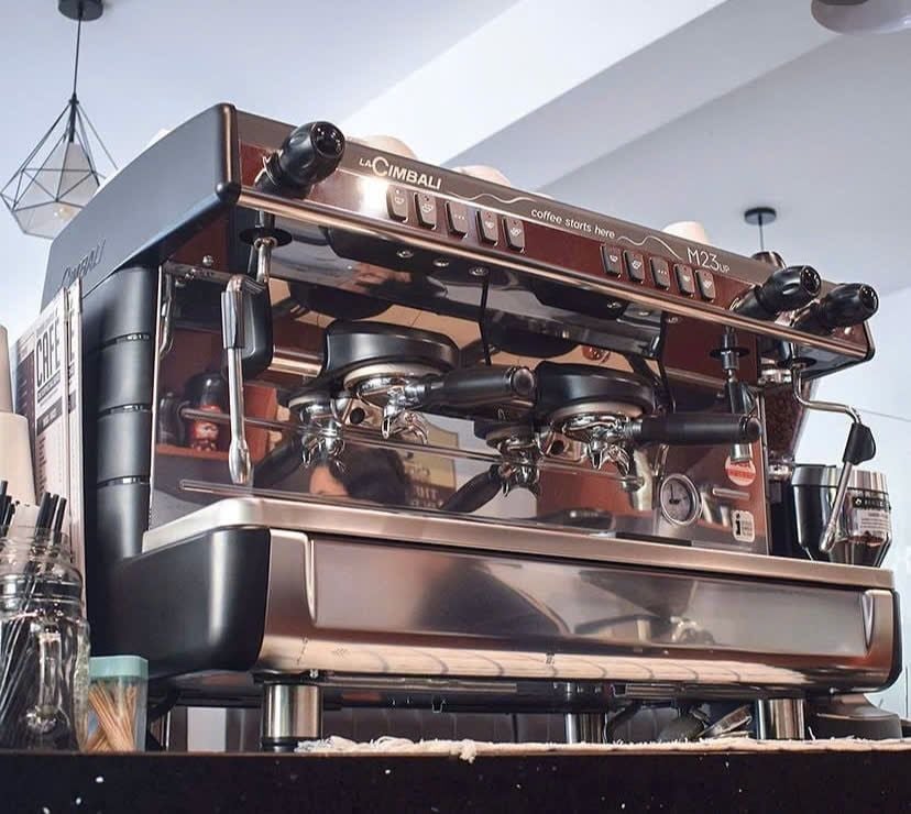 Máy pha cà phê bột La Cimbali espresso machine