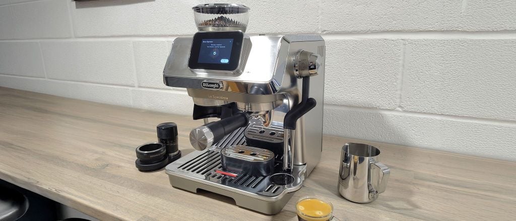 Máy pha cà phê uy tín Delonghi EC9455 M