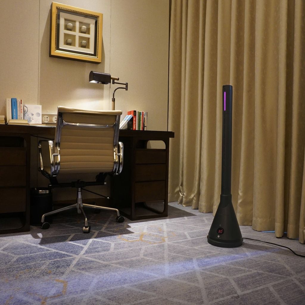 Quạt tháp sưởi ấm ULTTY CR018