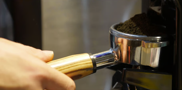 Máy xay cafe cho quán Casadio Enea On Demand espresso grinder