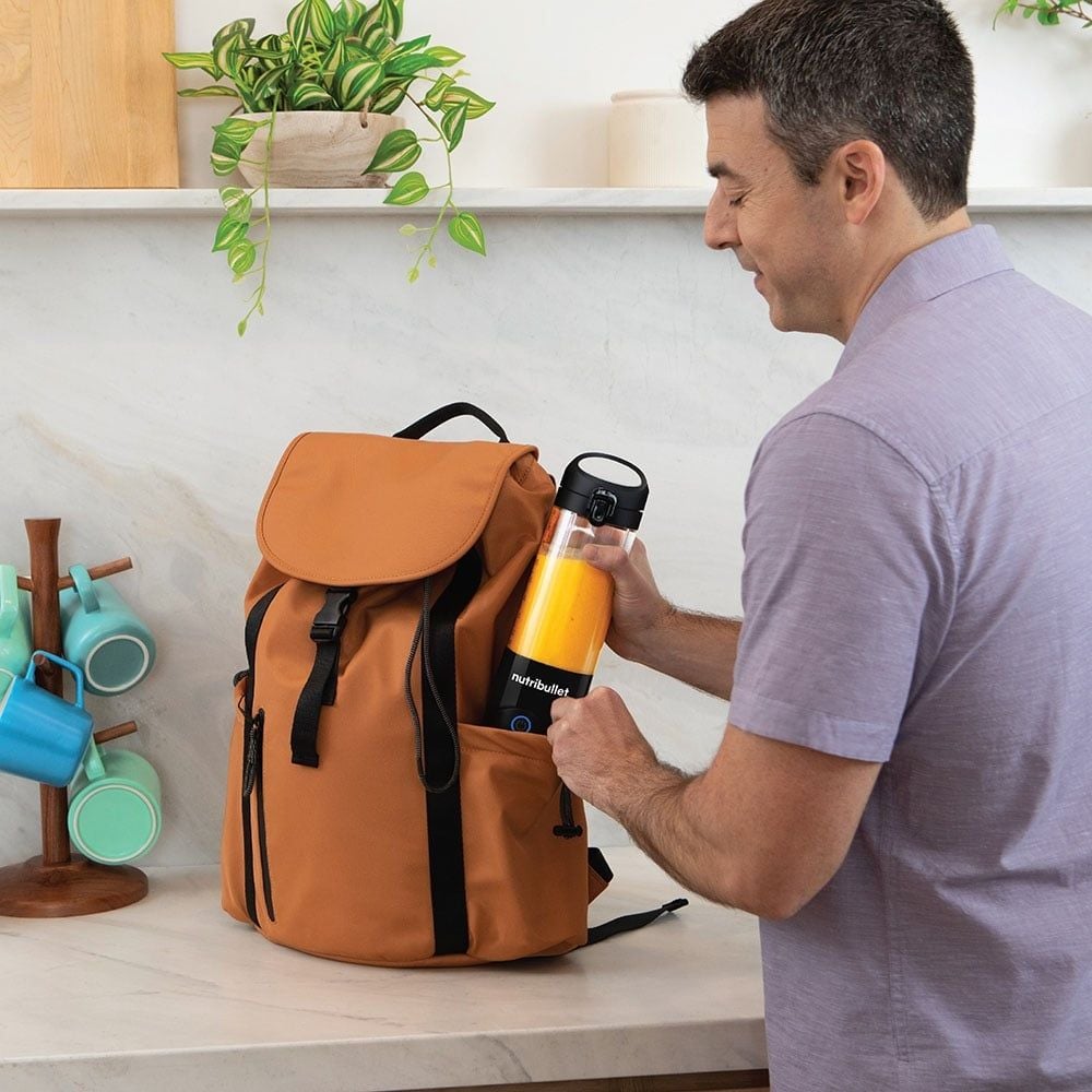 Máy xay sinh tố hoa quả cầm tay Nutribullet NBP 003 B dễ dàng cho vào túi xách