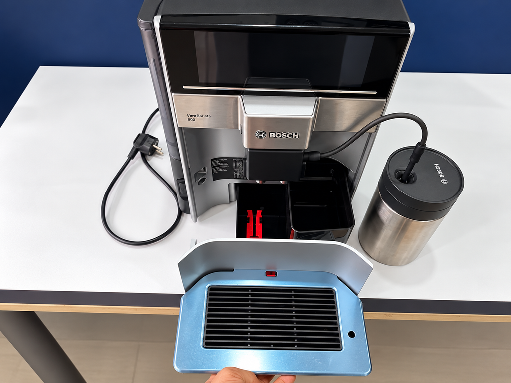 Khay hứng nước máy pha cà phê Bosch TIS65621RW vero barista 600