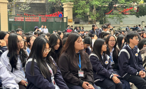 HỌC SINH THPT KIM LIÊN CHỦ ĐỘNG ĐỊNH HƯỚNG NGHỀ NGHIỆP TƯƠNG LAI