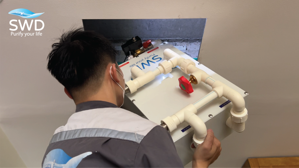 Tại sao nước nhà máy chuẩn sạch, nhưng đến vòi nhà bạn lại 