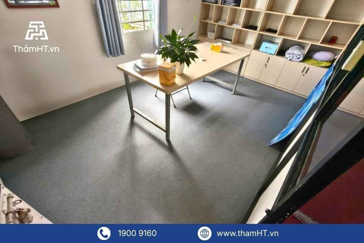Thảm cuộn văn phòng giúp không gian trông rộng hơn
