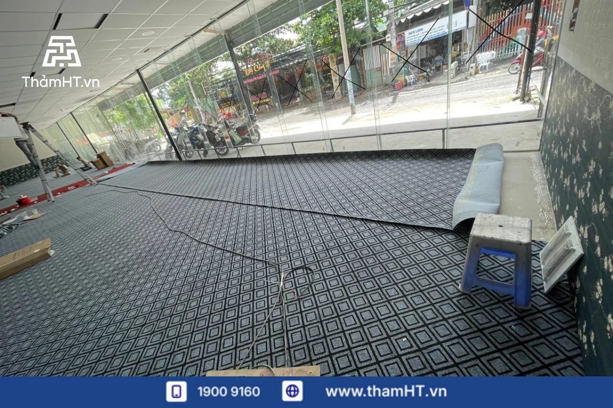 Thi công nhanh trên diện tích lớn thảm Jacquard ThamHT.Vn