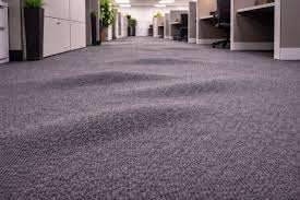 Nguyên Nhân & Cách Xử Lý Thảm Bị Phồng Hiệu Quả Trong Văn Phòng