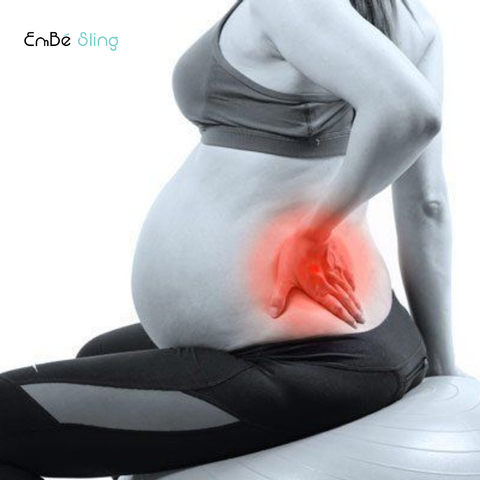 Mẹ sau sinh bị đau lưng phải làm sao? 3 cách giảm đau tại nhà hiệu quả