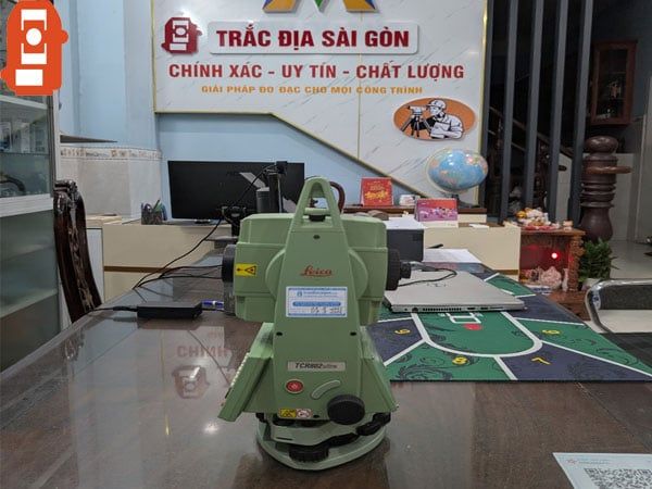 Máy toàn đạc điện tử Leica TCR 802 Ultra