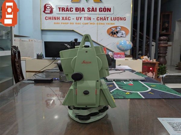 Máy toàn đạc điện tử Leica TCR 802 Ultra