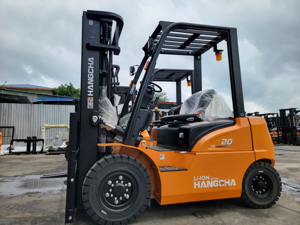 Tại Sao Xe Nâng Điện Hangcha Ngày Càng Phổ Biến Trong Kho Vận Hiện Đại?