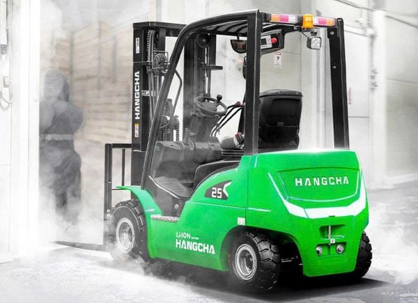 Vai Trò Xe Nâng Kho Lạnh Thủy Sản Việt Nam