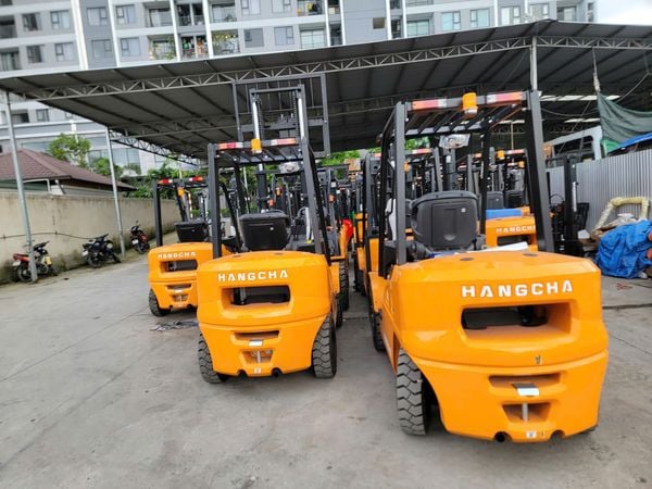 Xe Nâng Dầu 3 Tấn Động Cơ Mitsubishi S4S Hangcha CPCD30-XRW55F Nhật Bản