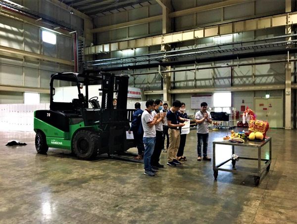 Xe Nâng Điện Lithium 7 Tấn Dòng X Hangcha – Mạnh Mẽ, Bền Bỉ, Tiết Kiệm Chi Phí Giá Tốt