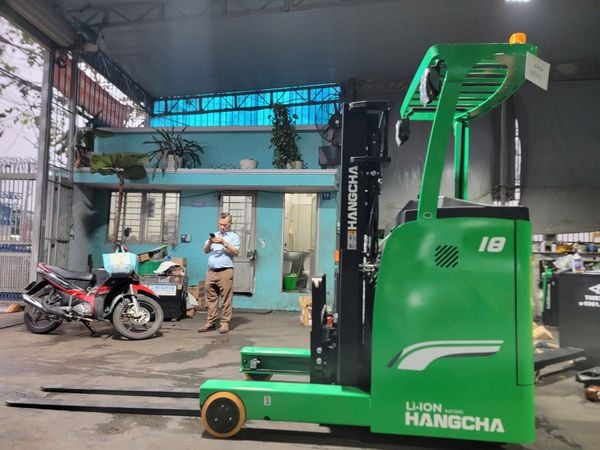Xe Nâng Điện Lithium Reach Truck Đứng Lái 1.8 Tấn – CQD15-AC5S-I  Chính Hãng, Giá Rẻ