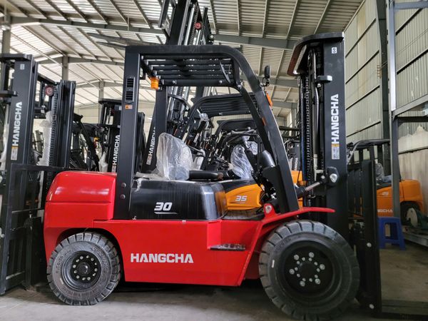 Xe nâng dầu 3 tấn dòng A Hangcha giá rẻ