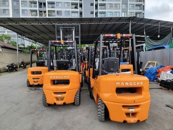 Xe nâng dầu 3 tấn Hangcha CPCD30-XRW55F - Giá mềm bên bỉ