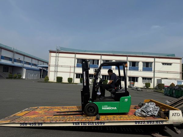 Xe nâng điện 1-2 tấn Hangcha giá mềm