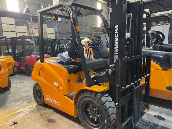 Xe Nâng Điện Lithium 3 Tấn Dòng XA Bền Bỉ – Mới 100%