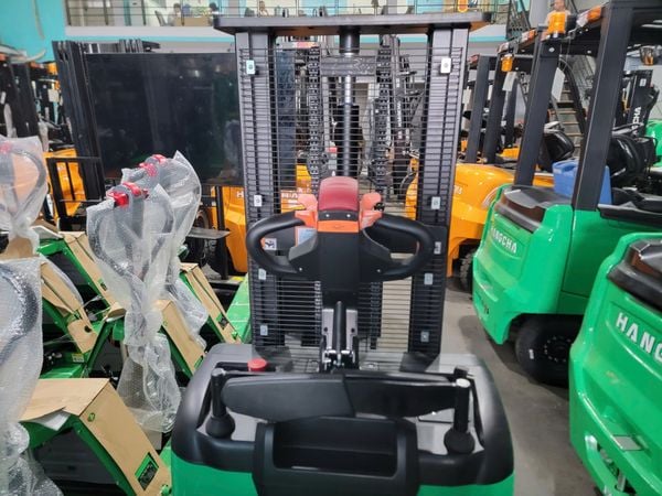 Xe Nâng Tay Điện Cao 1.5 Tấn CDD15-WHL-I –Nâng Cao 2-5&nbsp;Mét, Gọn Nhẹ