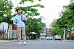 Phối Đồ Mùa Hè Với Quần Kaki Nam: Bí Quyết Phong Cách Bất Bại