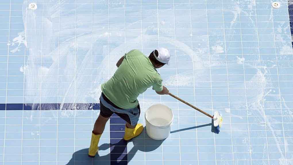 Thi công keo chà ron