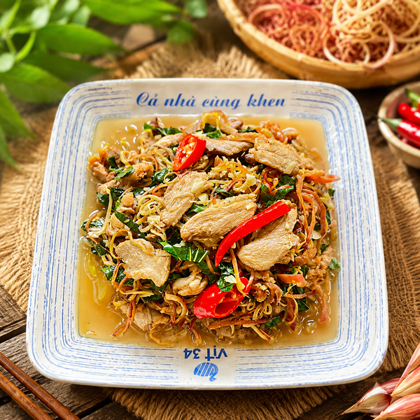VỊT XÀO HOA CHUỐI – MÓN NGON DÂN DÃ CHINH PHỤC THỰC KHÁCH TẠI VỊT 34