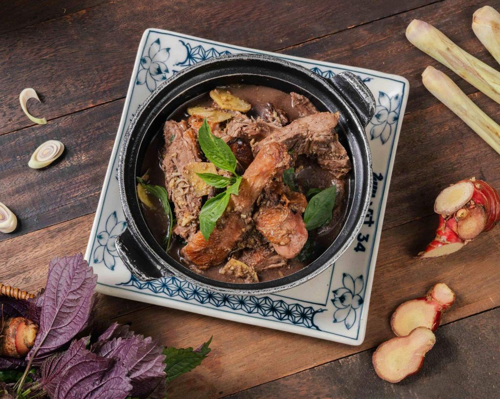 VỊT NẤU RỰA MẬN – MÓN ĂN NGHE LẠ NHƯNG THỬ MỘT LẦN LÀ NHỚ MÃI