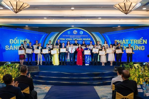 TỪ TÂM HUYẾT NGƯỜI SÁNG LẬP ĐẾN DẤU ẤN THƯƠNG HIỆU QUI PHÚC