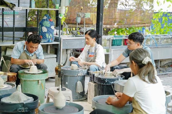 KHOÁ HỌC LÀM GỐM CHUYÊN NGHIỆP DÀNH CHO NGƯỜI MỚI BẮT ĐẦU, KHAI GIẢNG KHOÁ 35