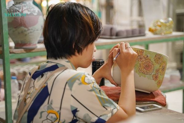 Artist Nguyệt Ánh cô gái 9x kể chuyện đời thường bằng nét vẽ