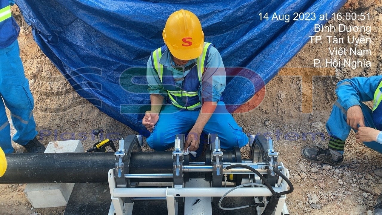 So sánh công nghệ nối ống: Hàn nhiệt đối đầu và hàn lồng – Ưu nhược & ứng dụng